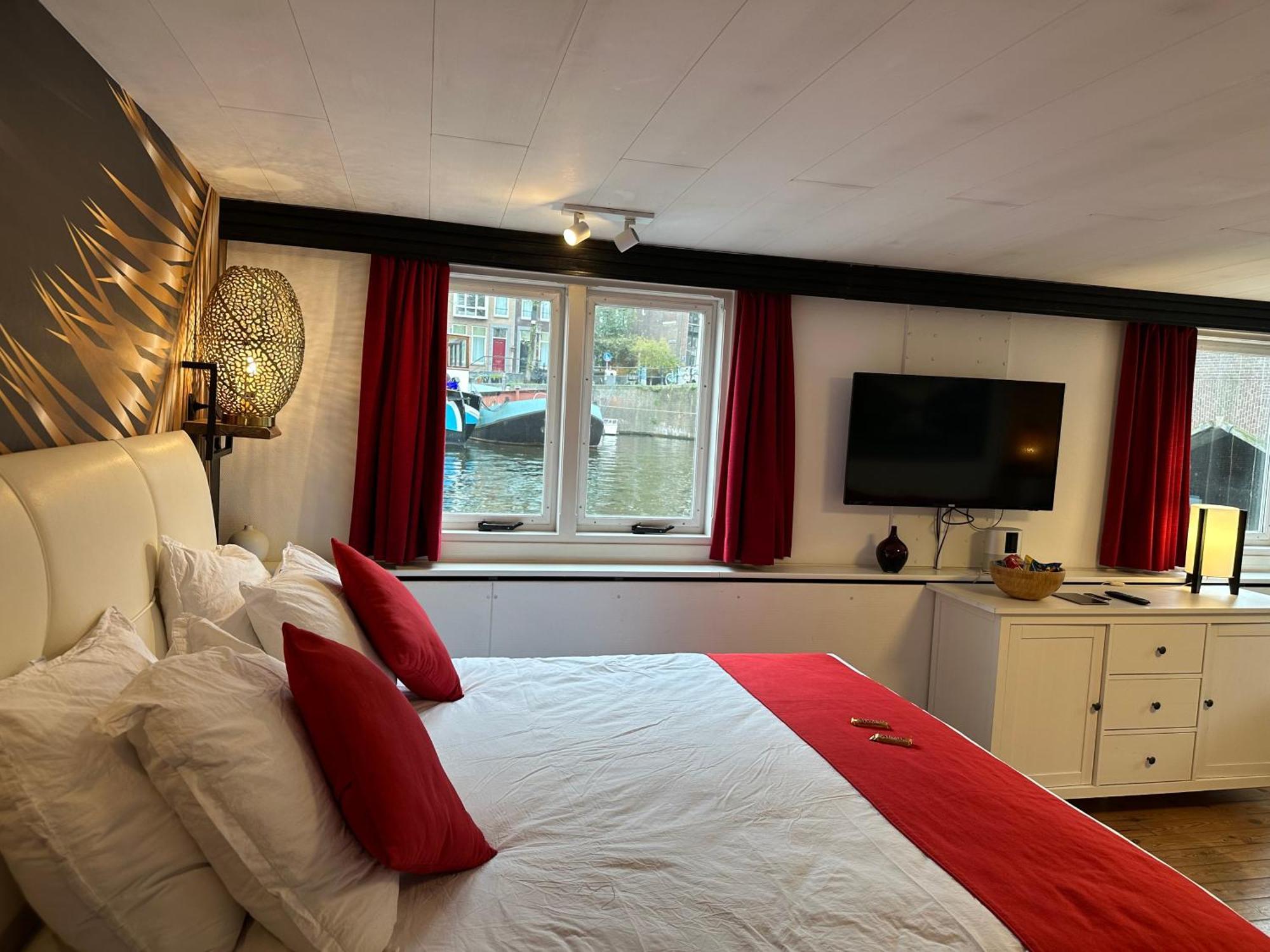 Boat No Breakfast Hotell Amsterdam Exteriör bild