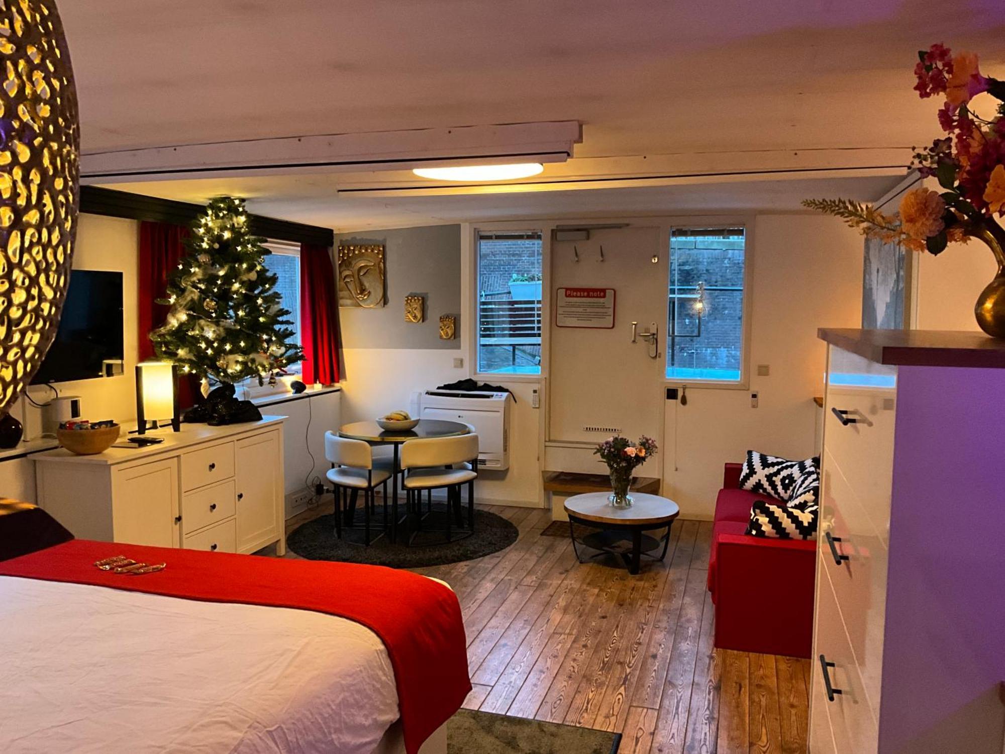 Boat No Breakfast Hotell Amsterdam Exteriör bild